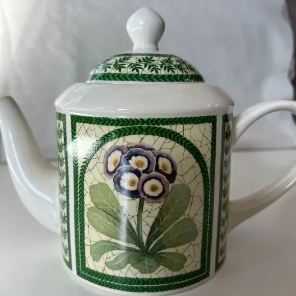 1990s Vintage Arthur Wood, England White Ceramic Teapot w/ Lid African Violets - Picture 2 of 7
